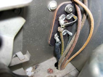 Local/distant switch is missing its rotor wiper