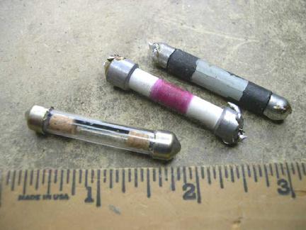 Old resistors, one will become a "master" for molding.