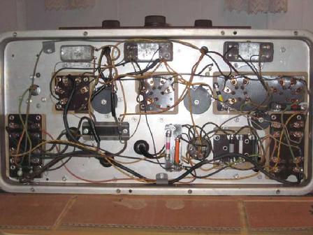 Underneath the chassis looks like a different radio